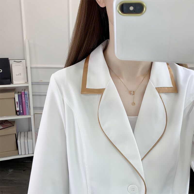 Medical Lab Coat - ชุดเครื่องแบบความงามสั้นสีขาวชุดเดรสสปาสีชมพูเสื้อสีขาวขนาดใหญ่พิเศษสีดำเสื้อผ้าเสริมสวยในร้านเสริมสวยเสื้อโค้ทแลปโลโก้ช่างเสริมสวย